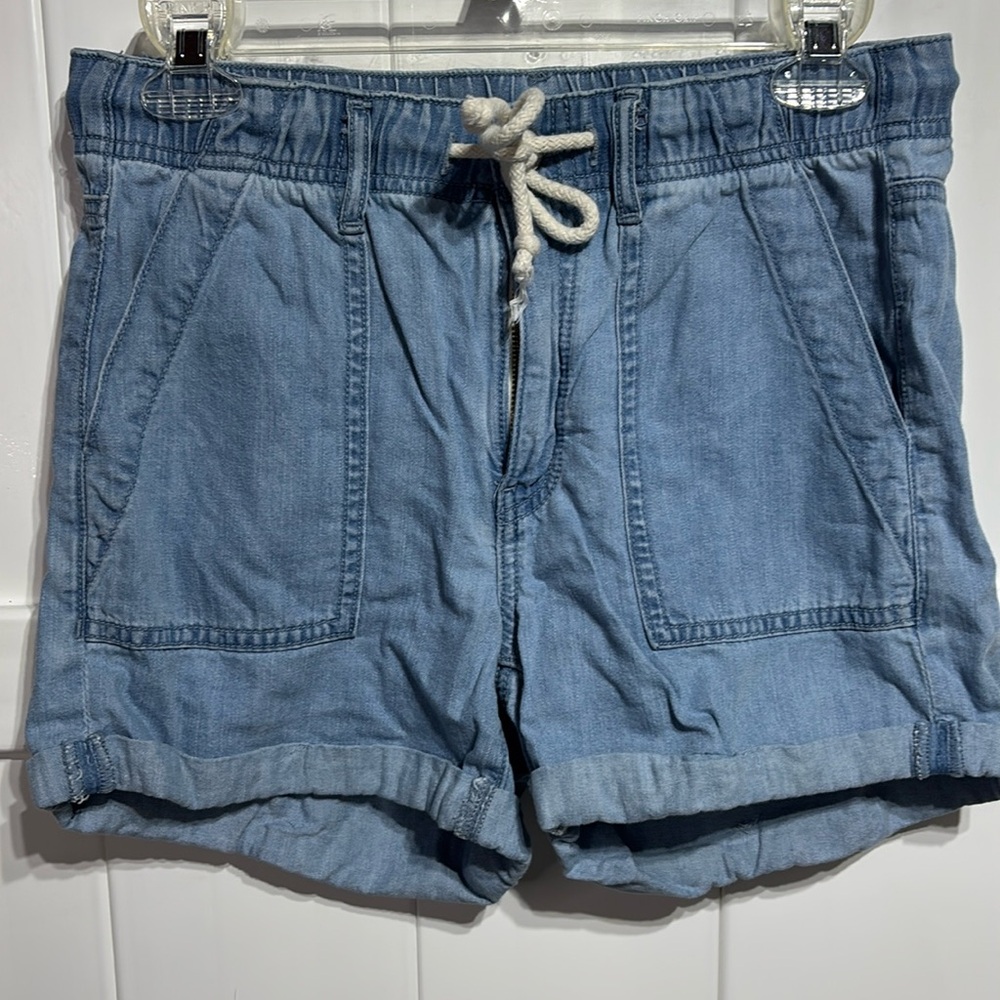 American Eagle soft blue jean shorts